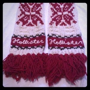 Hollister crochet scarf